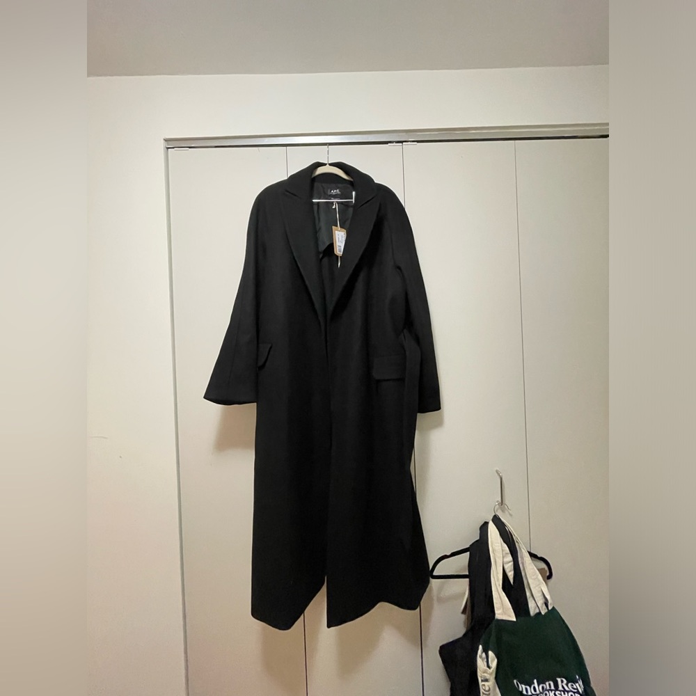 APC black coat